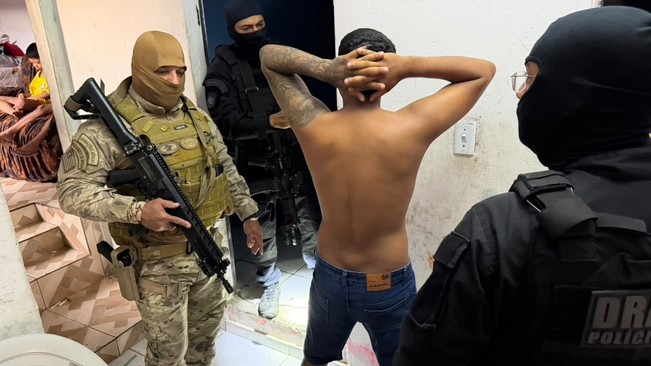 SSP-PI cumpre 21 mandados durante operação de combate ao tráfico de drogas em Teresina