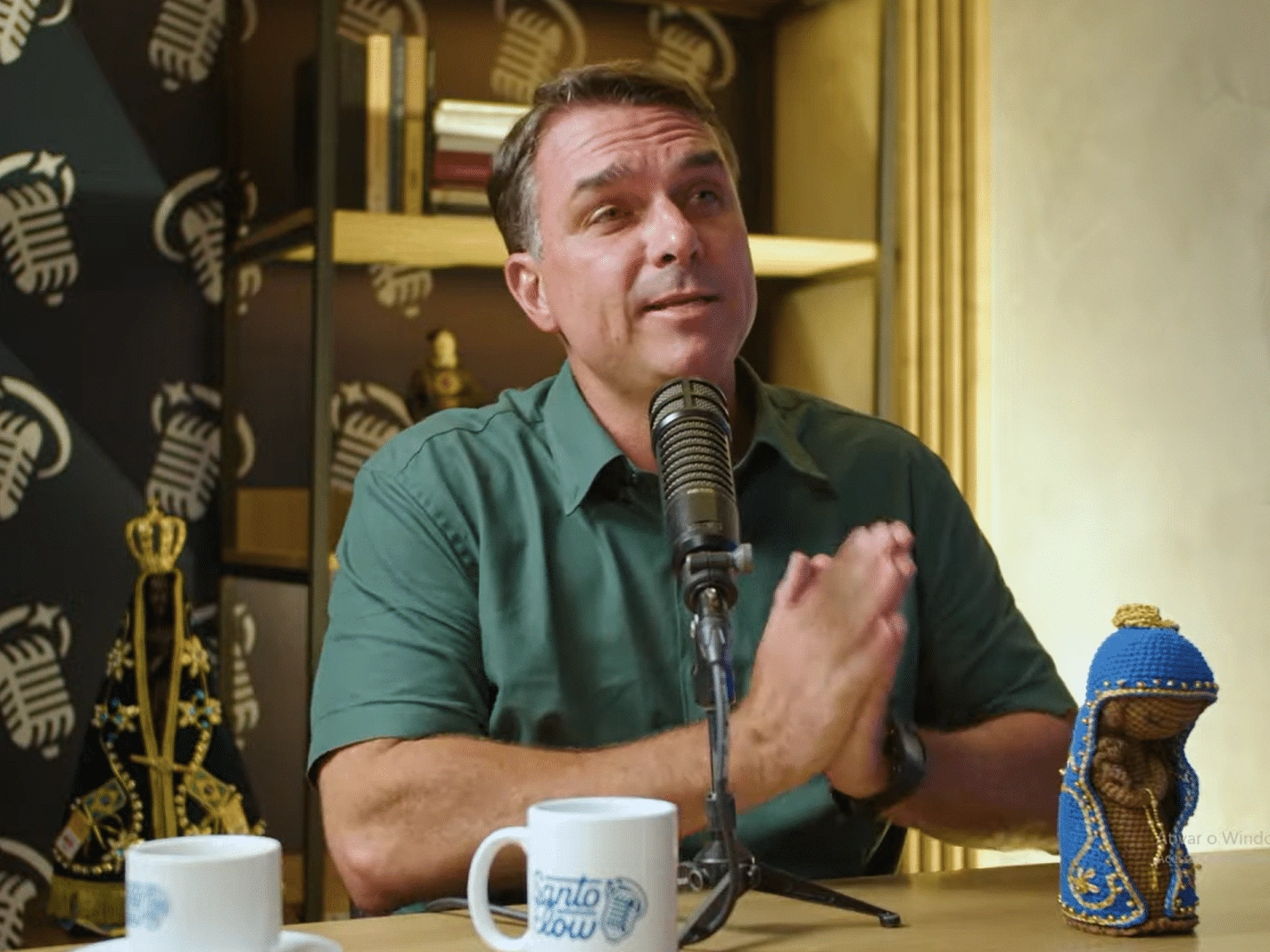 TSE decide derrubar posts falsos que relacionam Flávio Bolsonaro a caso Nossa Senhora Aparecida