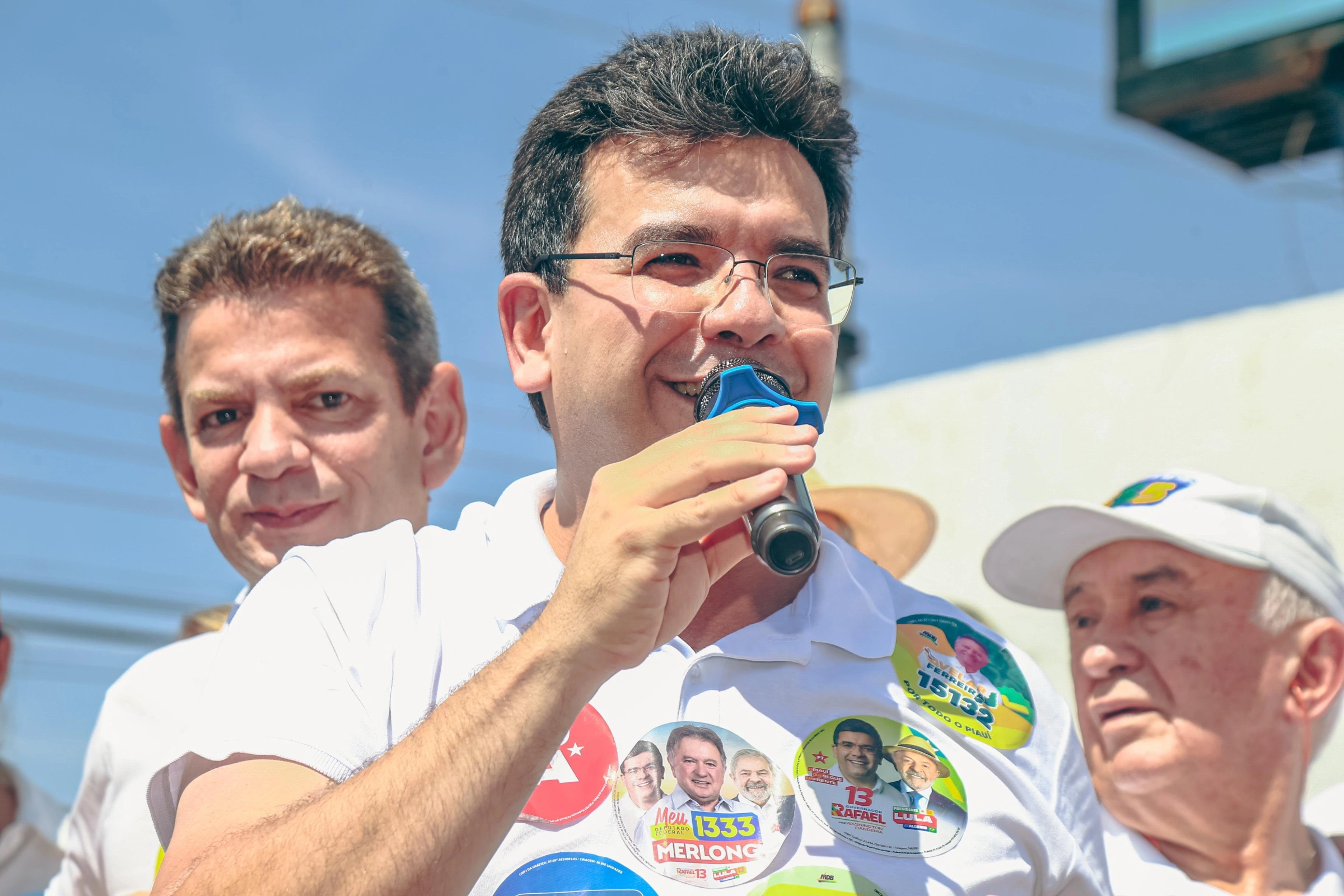 Rafael Fonteles destaca abastecimento de água e investimentos em saúde durante ato em São Raimundo Nonato